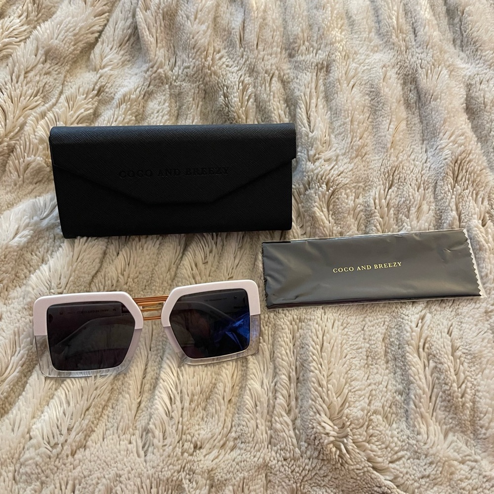COCO AND BREEZY Amazonian 57mm Square Sunglasses. - Picture 2 of 14